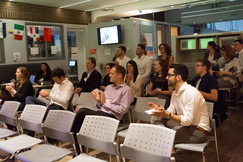 HX5B2700 « Communiquer sa couleur » conférence